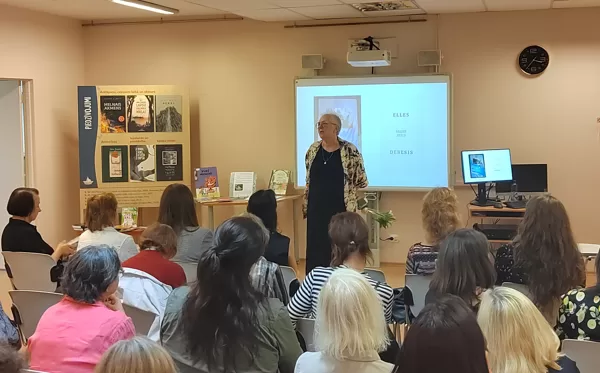Liegas Piešiņas saruna par jaunāko literatūru palīdz atrast savu grāmatu. 